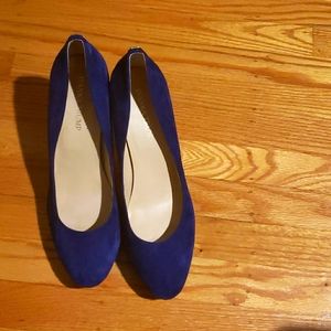 Heels with small platform..